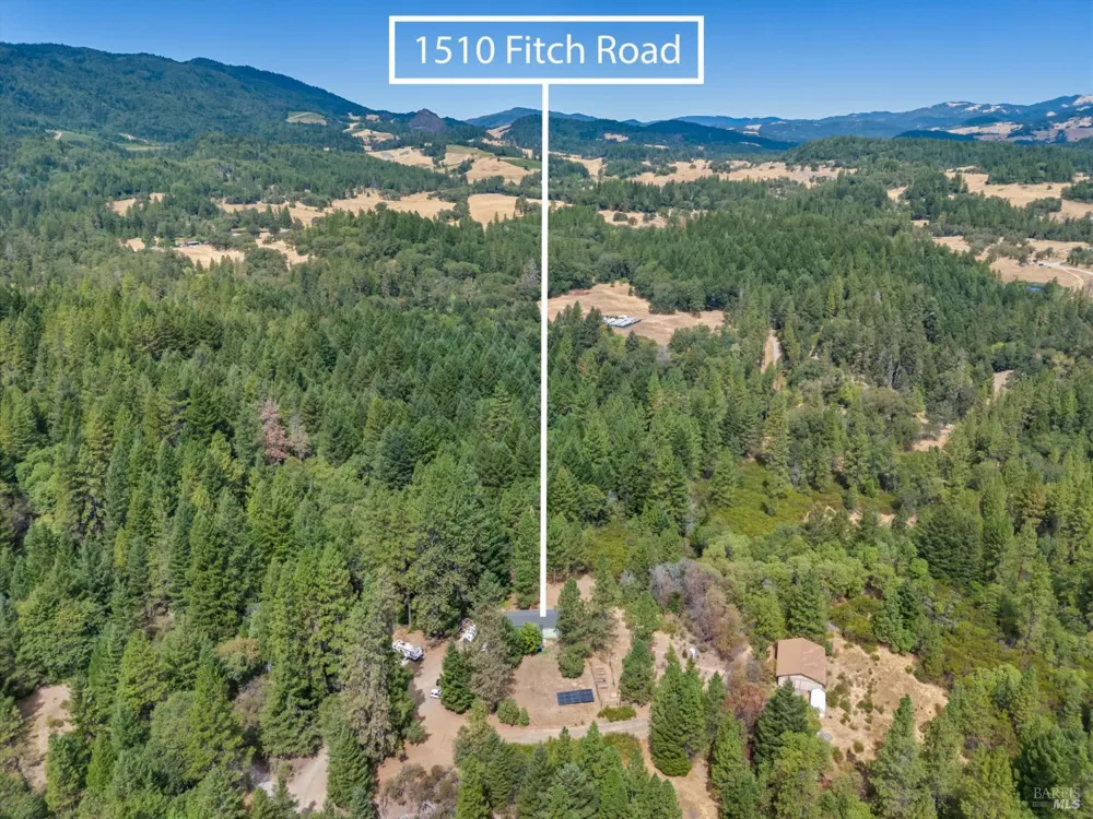 1510 Fitch Road Laytonville, CA 95454