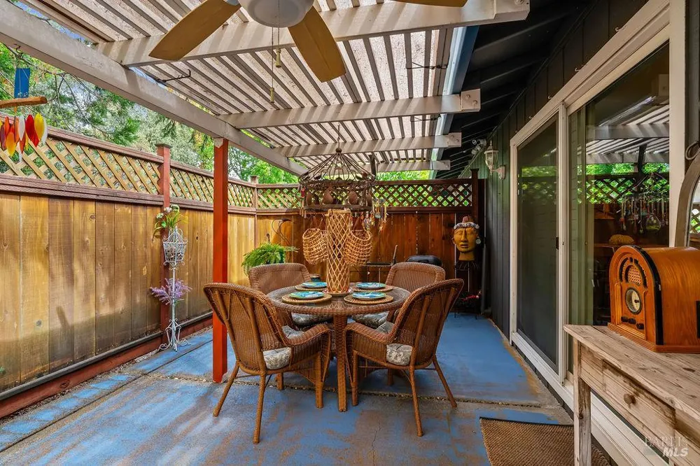132 Mountain Vista Circle Santa Rosa, CA 95409