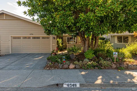 6546 Meadowridge Drive