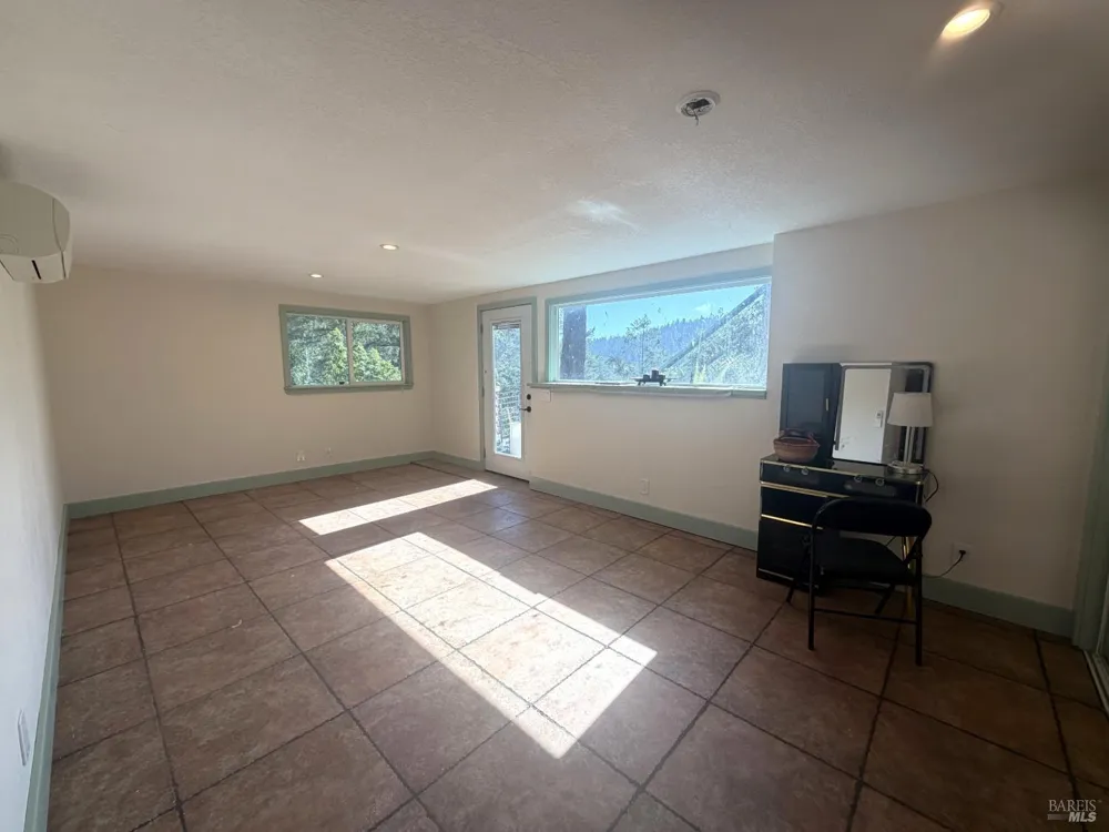 5147 Ridgley Court Guerneville, CA 95446