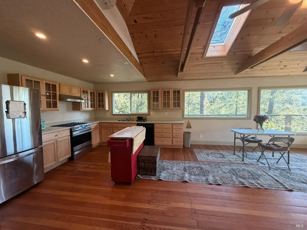 5147 Ridgley Court Guerneville, CA 95446