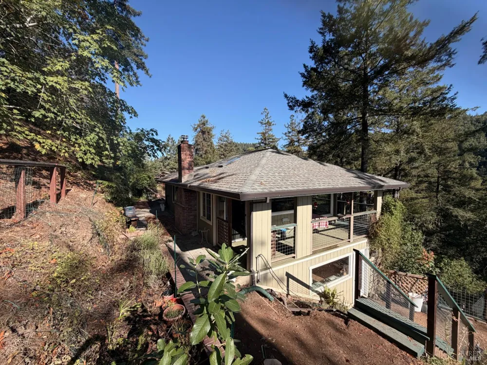 5147 Ridgley Court Guerneville, CA 95446