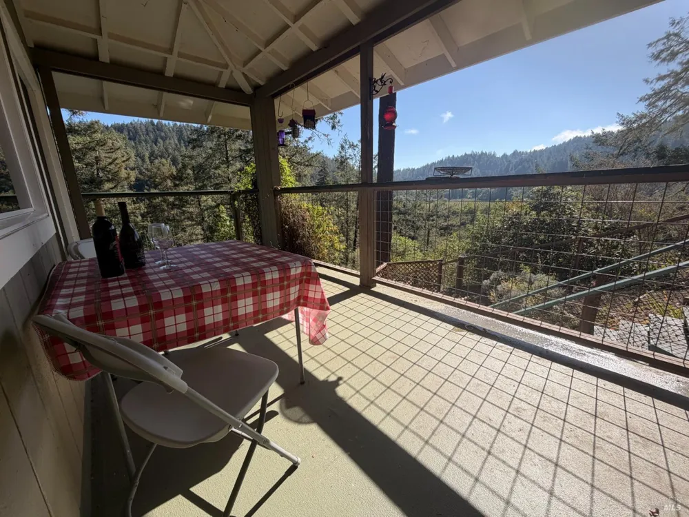 5147 Ridgley Court Guerneville, CA 95446