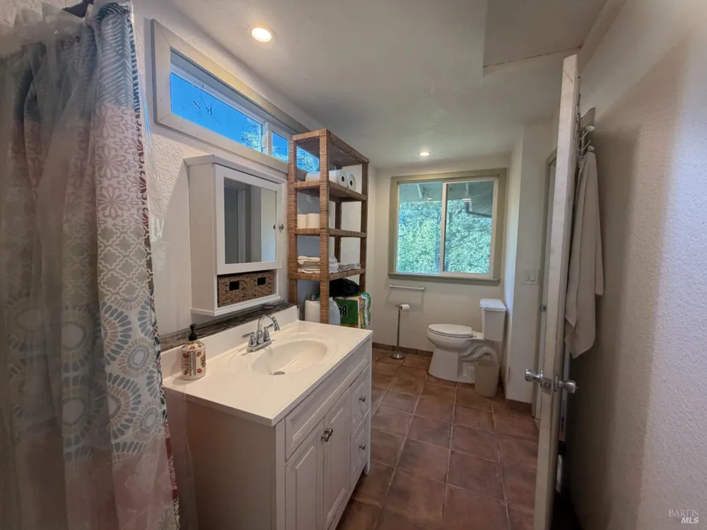 5147 Ridgley Court Guerneville, CA 95446