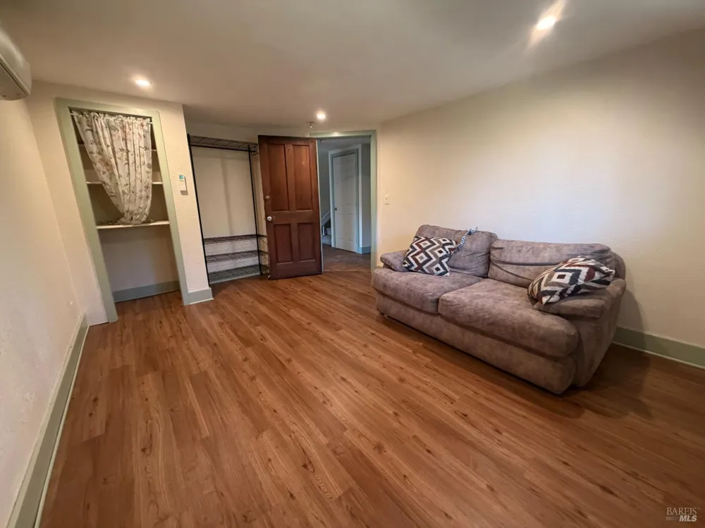 5147 Ridgley Court Guerneville, CA 95446