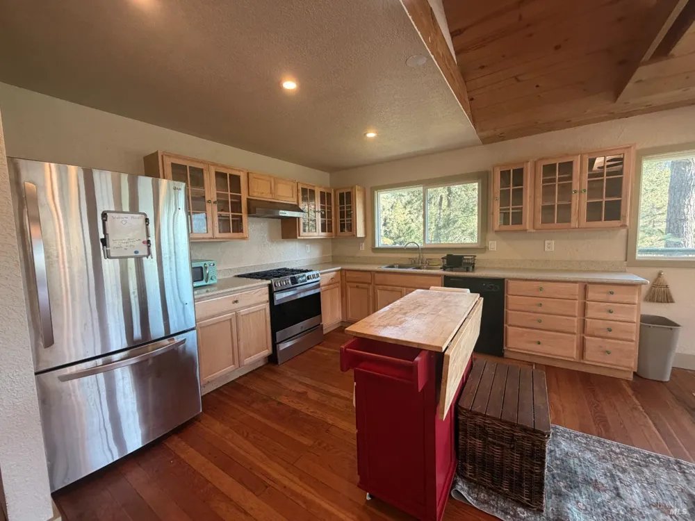 5147 Ridgley Court Guerneville, CA 95446