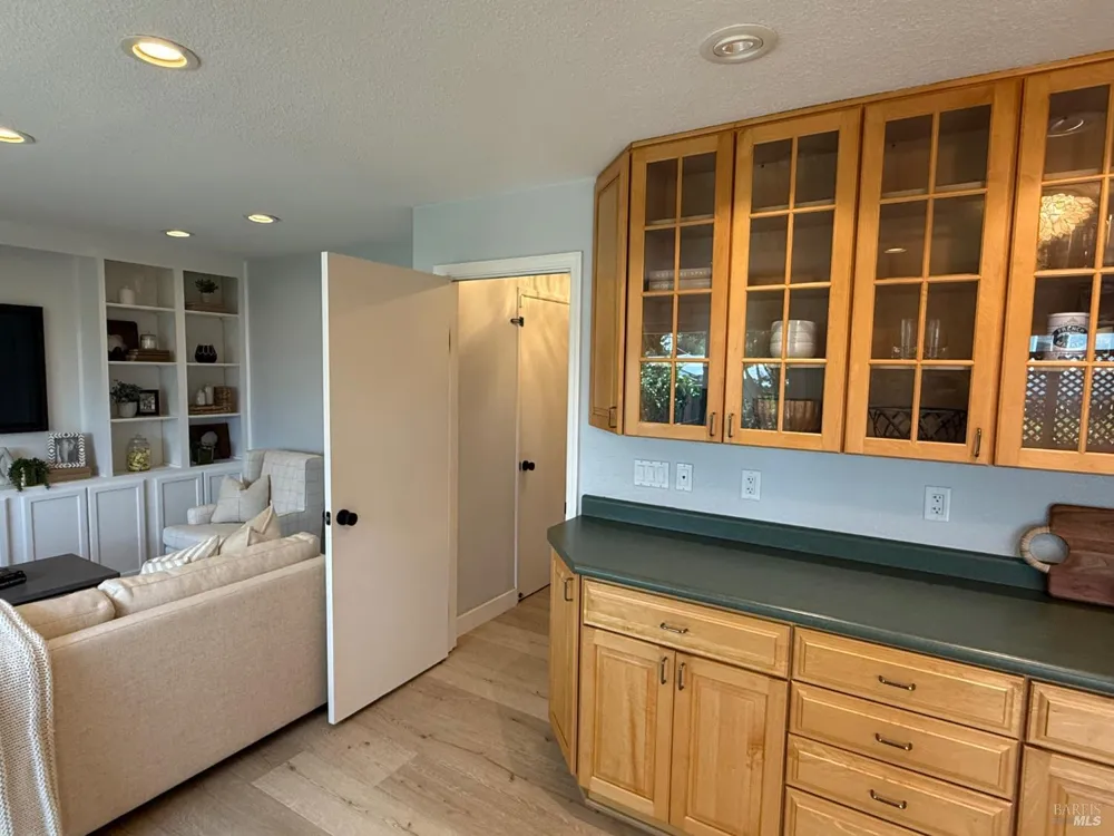 455 Donner Court Petaluma, CA 94954