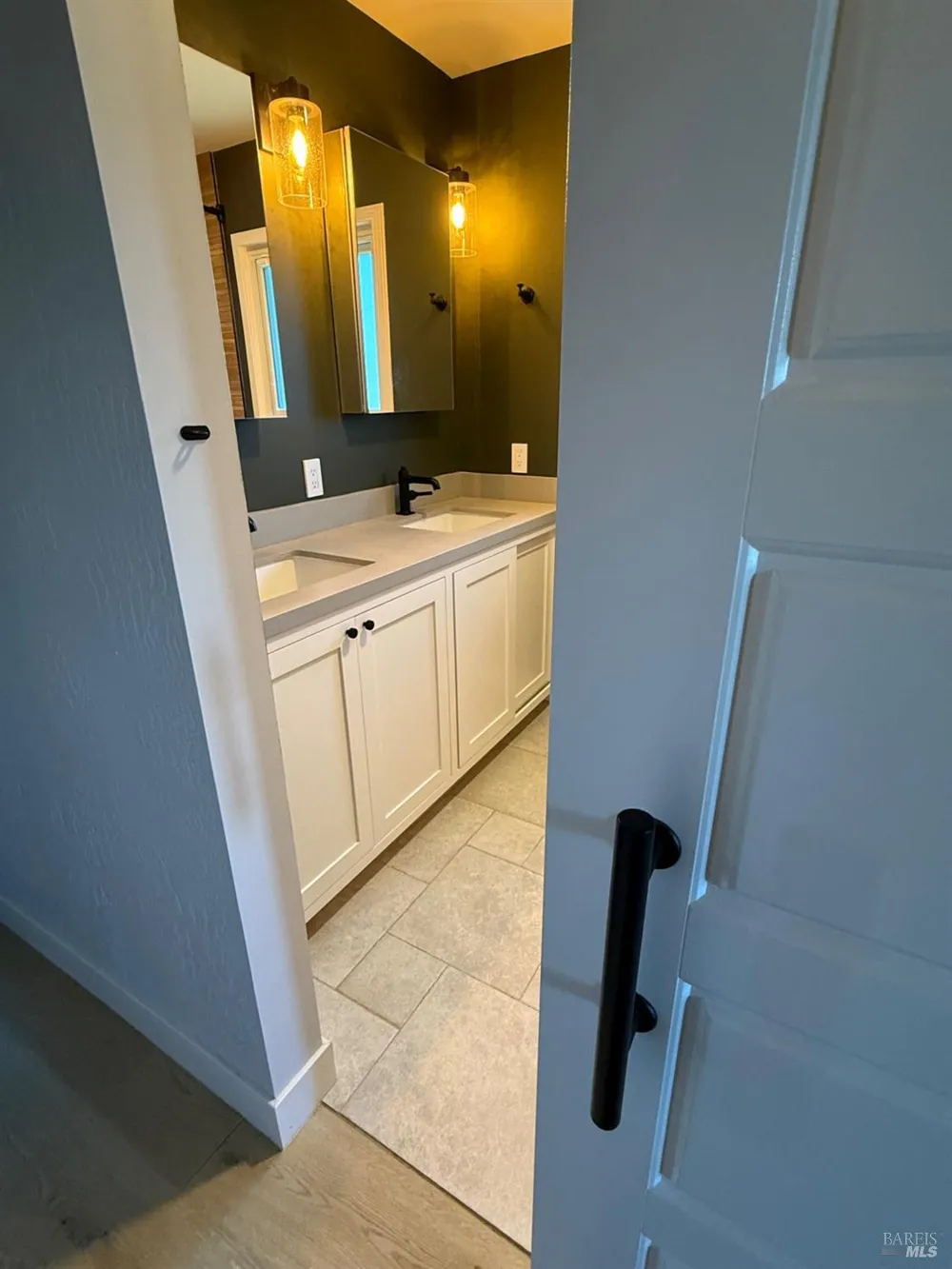 455 Donner Court Petaluma, CA 94954