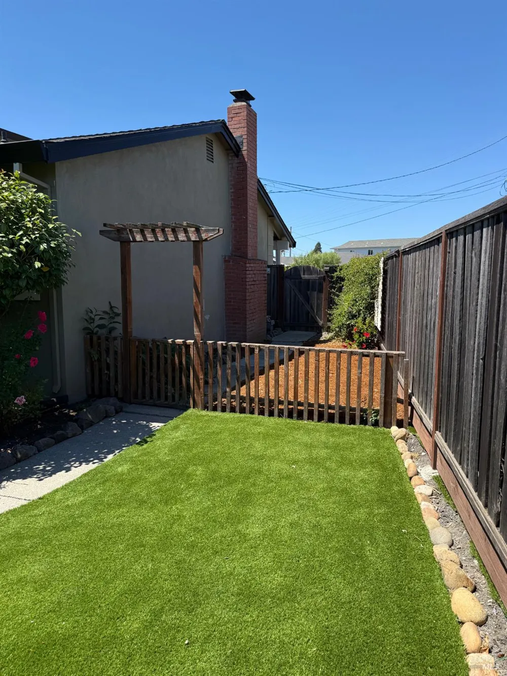 455 Donner Court Petaluma, CA 94954