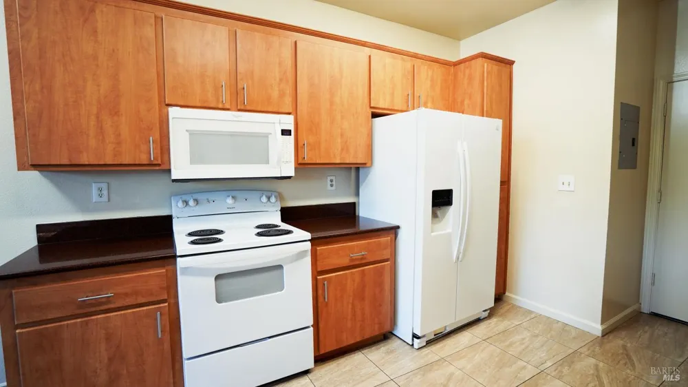 9 Manchester Lane Fairfield, CA 94533