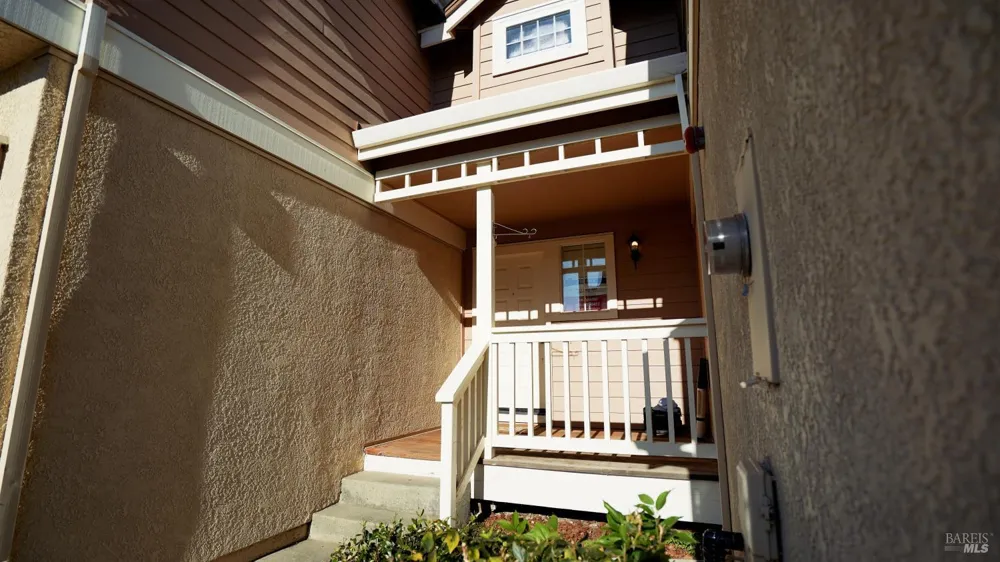 9 Manchester Lane Fairfield, CA 94533