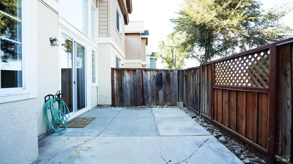 9 Manchester Lane Fairfield, CA 94533