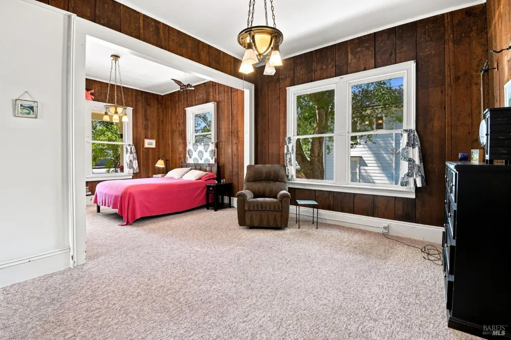 171 High Street Sebastopol, CA 95472