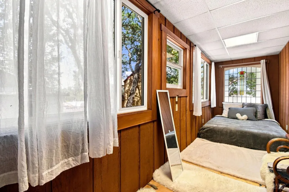 171 High Street Sebastopol, CA 95472