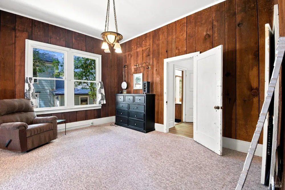 171 High Street Sebastopol, CA 95472