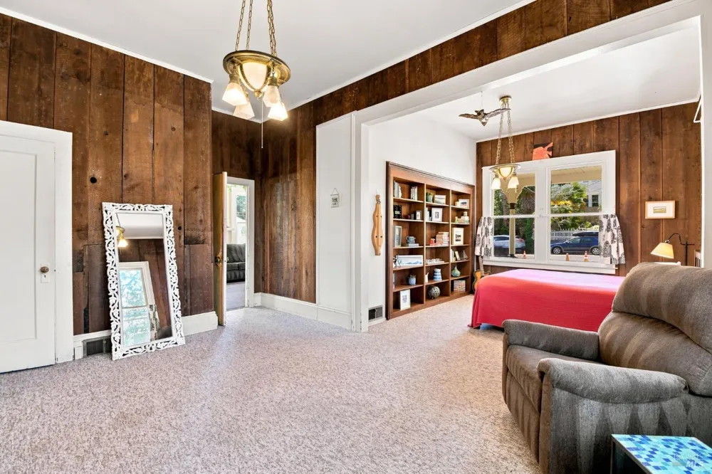 171 High Street Sebastopol, CA 95472