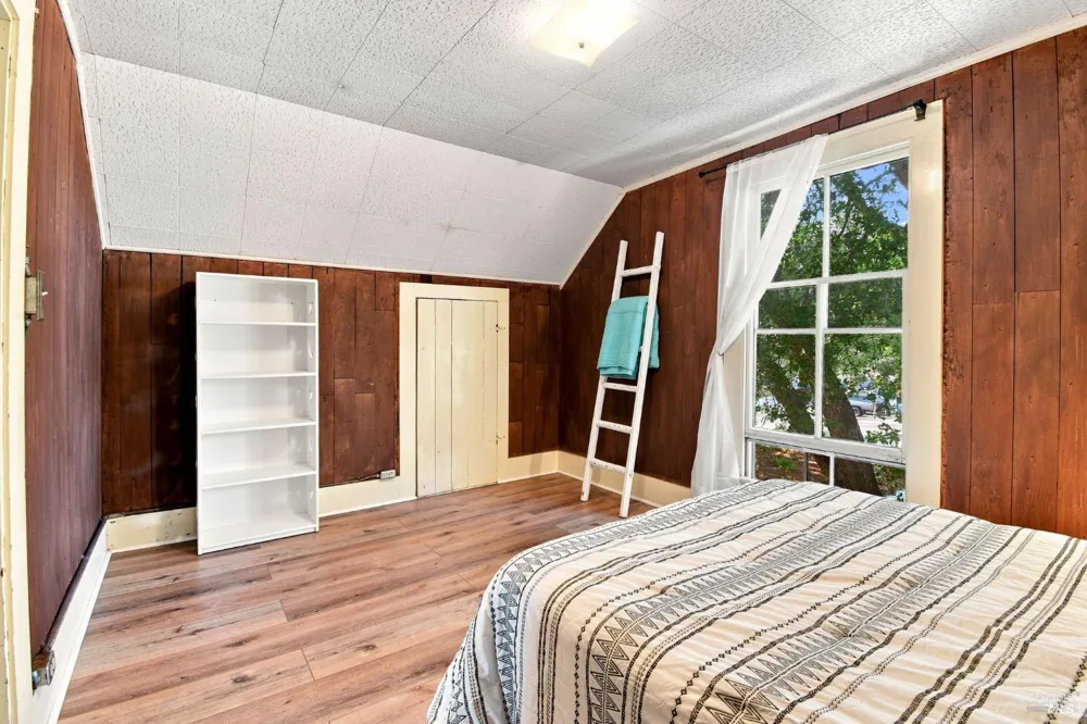 171 High Street Sebastopol, CA 95472