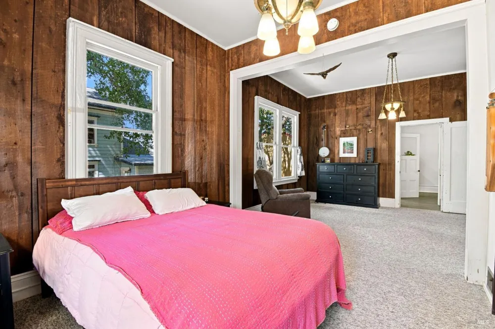 171 High Street Sebastopol, CA 95472