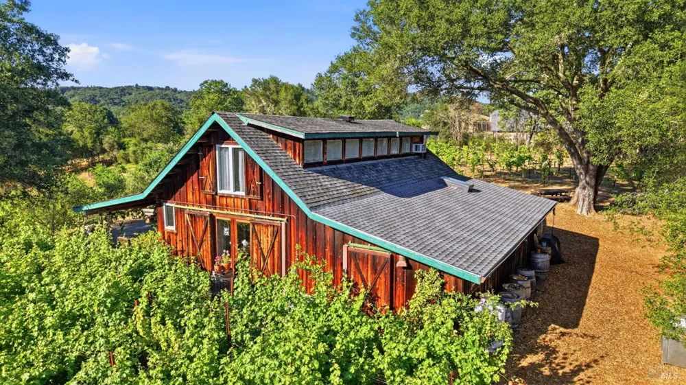 1750 Lytton Springs Road Healdsburg, CA 95448