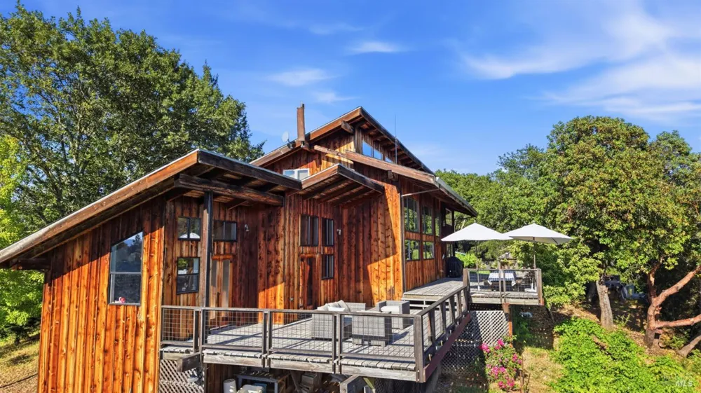 1750 Lytton Springs Road Healdsburg, CA 95448