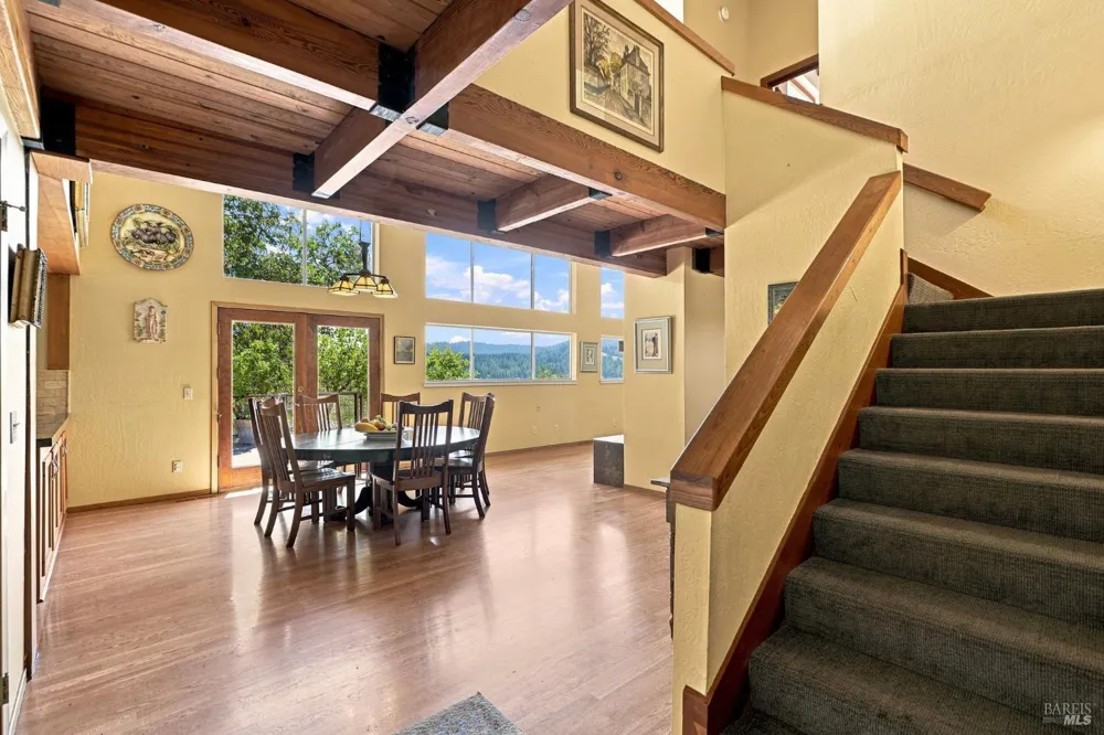 1750 Lytton Springs Road Healdsburg, CA 95448