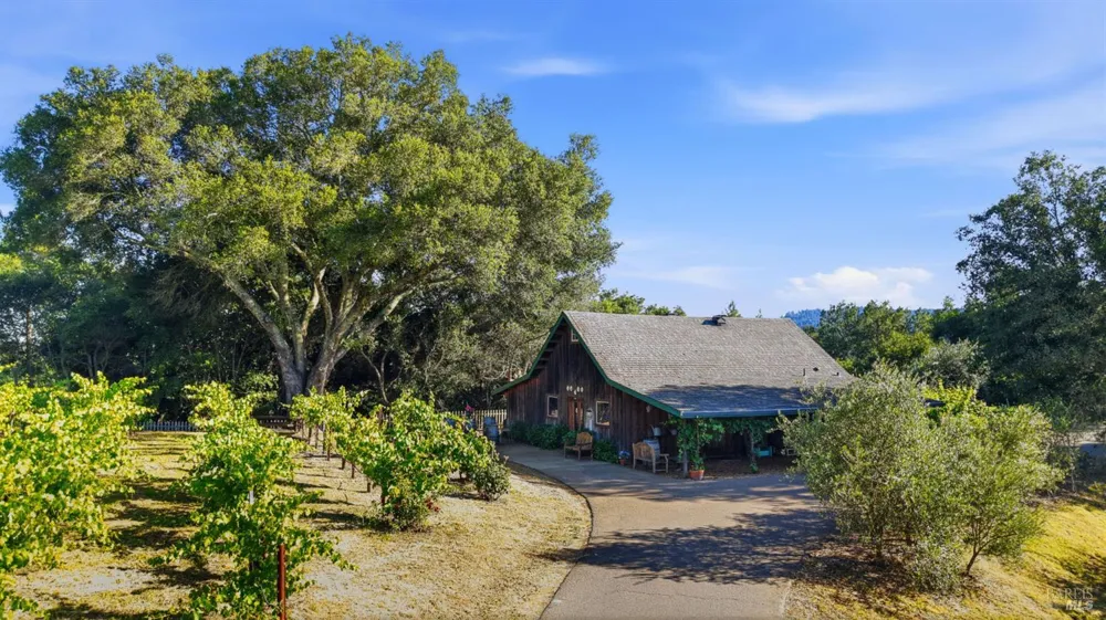 1750 Lytton Springs Road Healdsburg, CA 95448