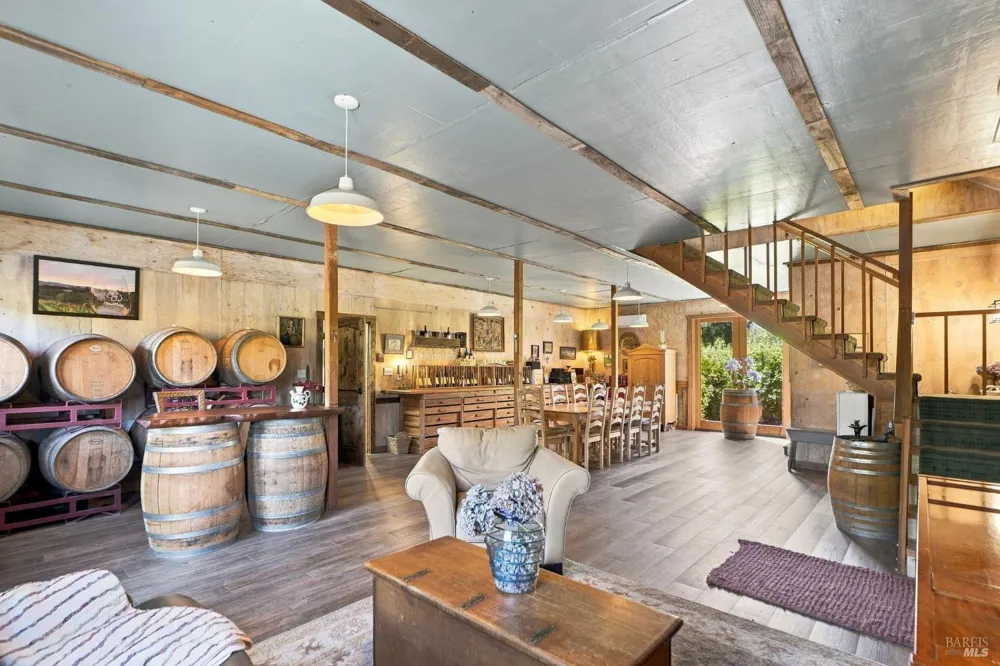1750 Lytton Springs Road Healdsburg, CA 95448