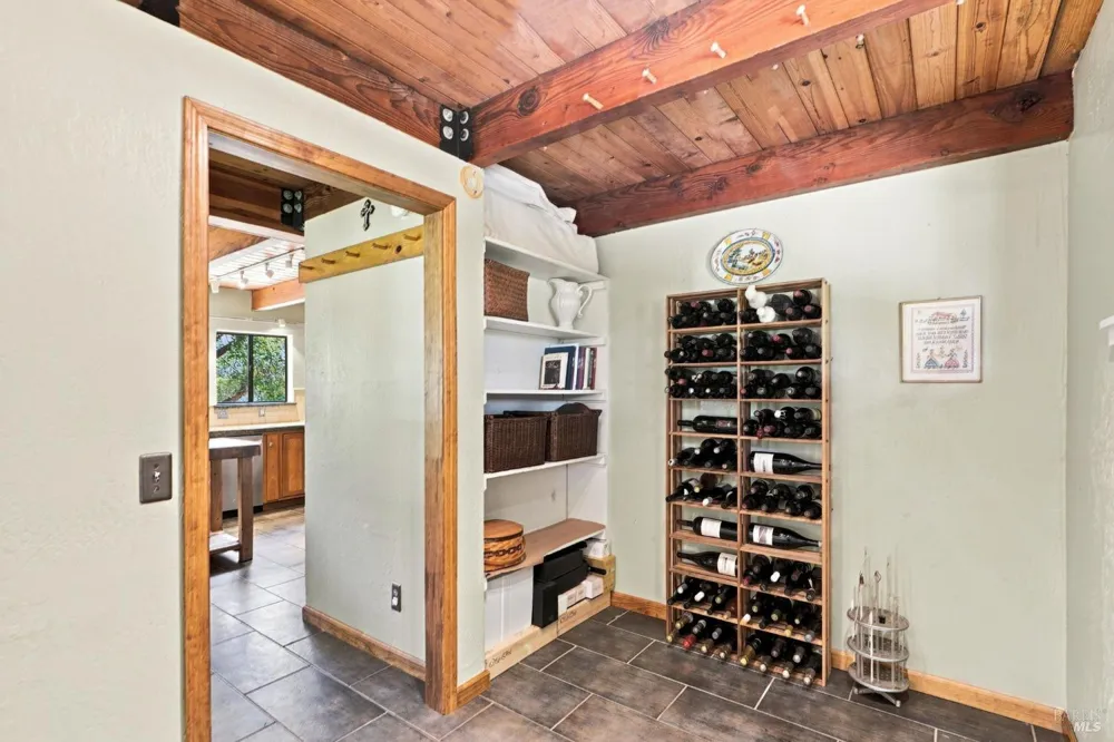 1750 Lytton Springs Road Healdsburg, CA 95448