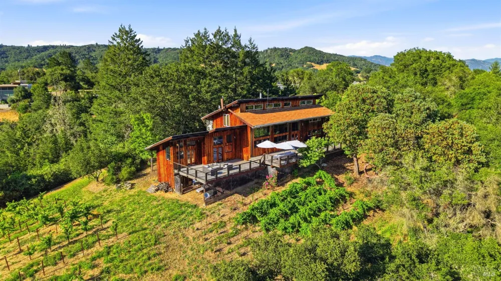 1750 Lytton Springs Road Healdsburg, CA 95448