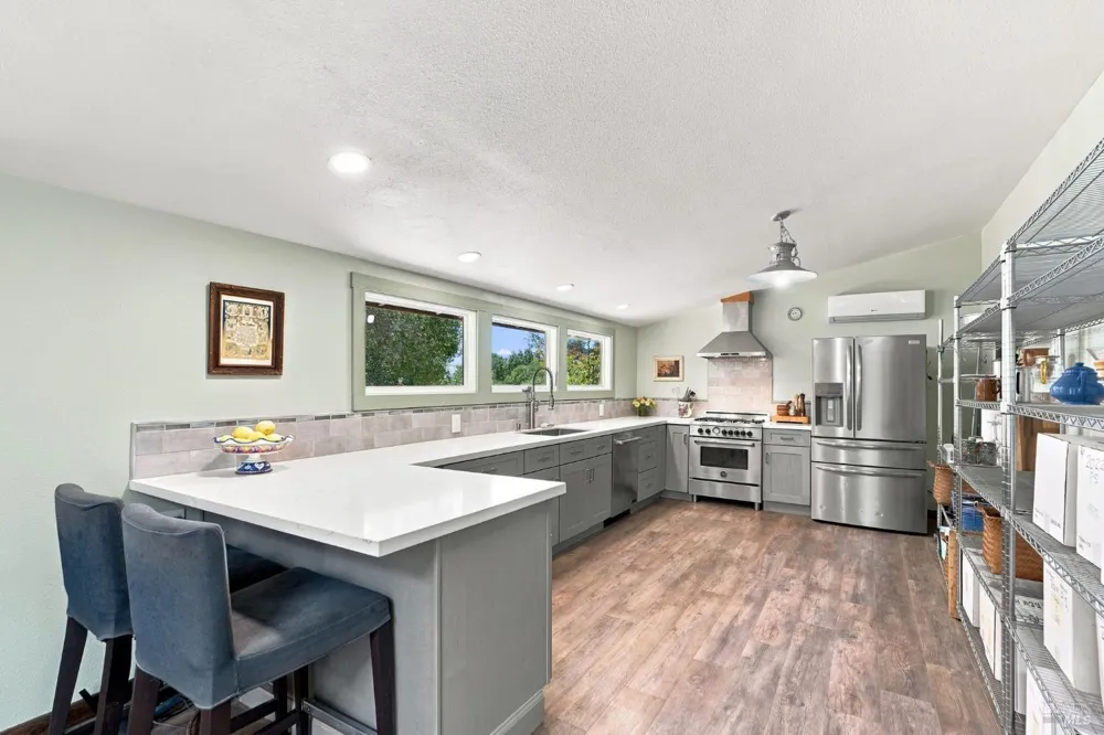 1750 Lytton Springs Road Healdsburg, CA 95448
