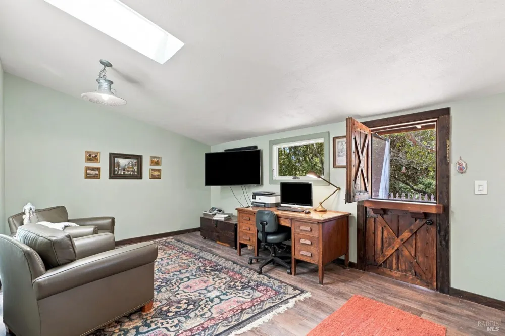 1750 Lytton Springs Road Healdsburg, CA 95448