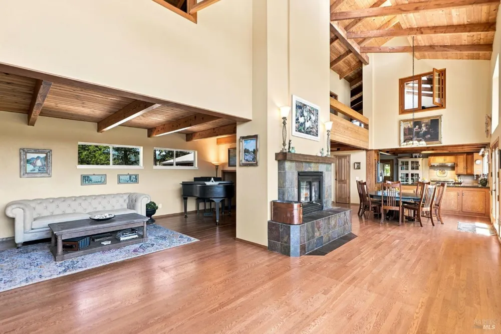 1750 Lytton Springs Road Healdsburg, CA 95448