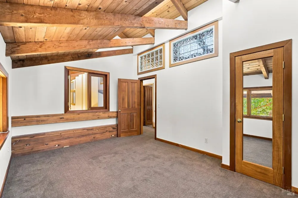 1750 Lytton Springs Road Healdsburg, CA 95448