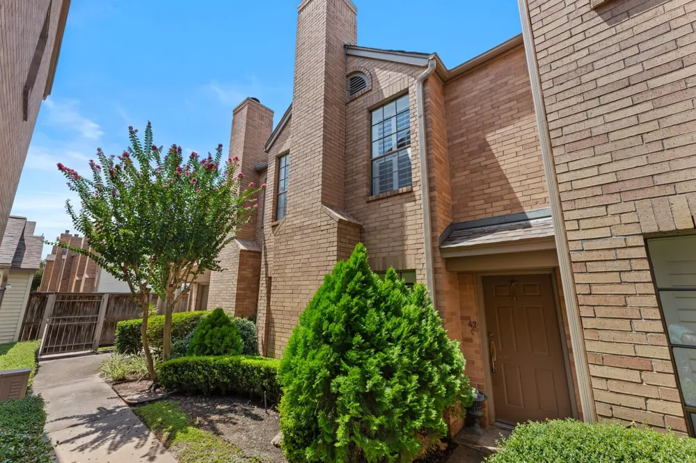 3300 Bellefontaine Street #42 Houston, TX 77025