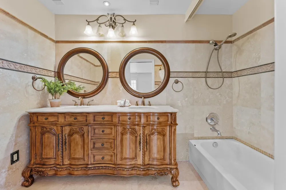 3300 Bellefontaine Street #42 Houston, TX 77025