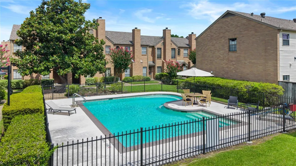 3300 Bellefontaine Street #42 Houston, TX 77025