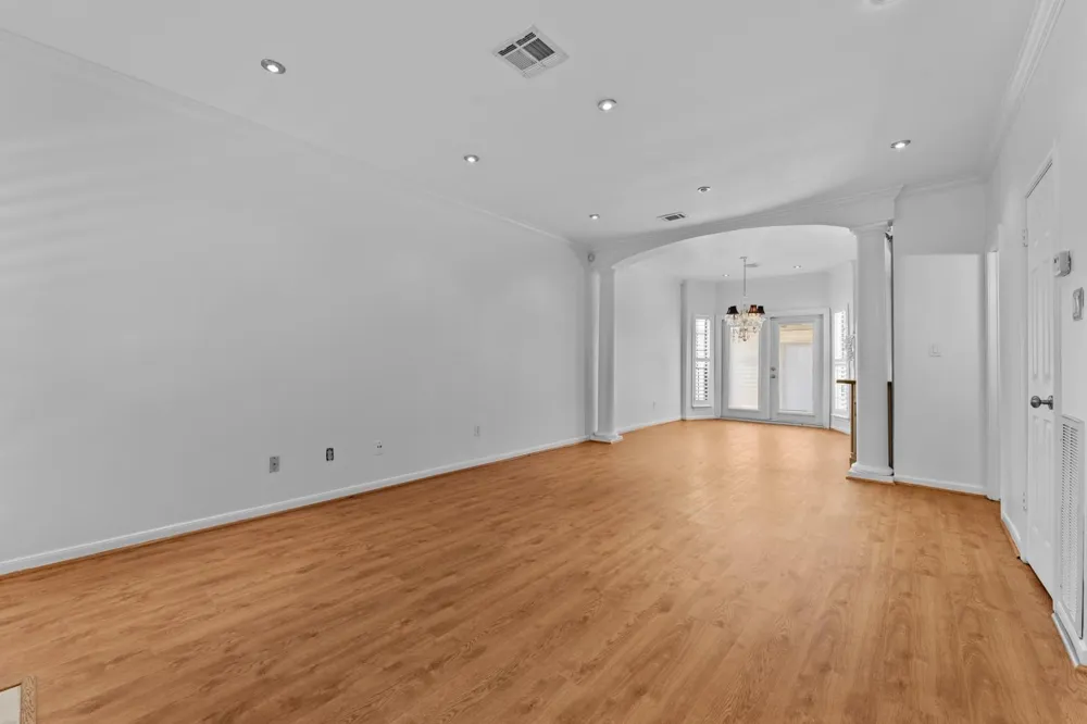 3300 Bellefontaine Street #42 Houston, TX 77025