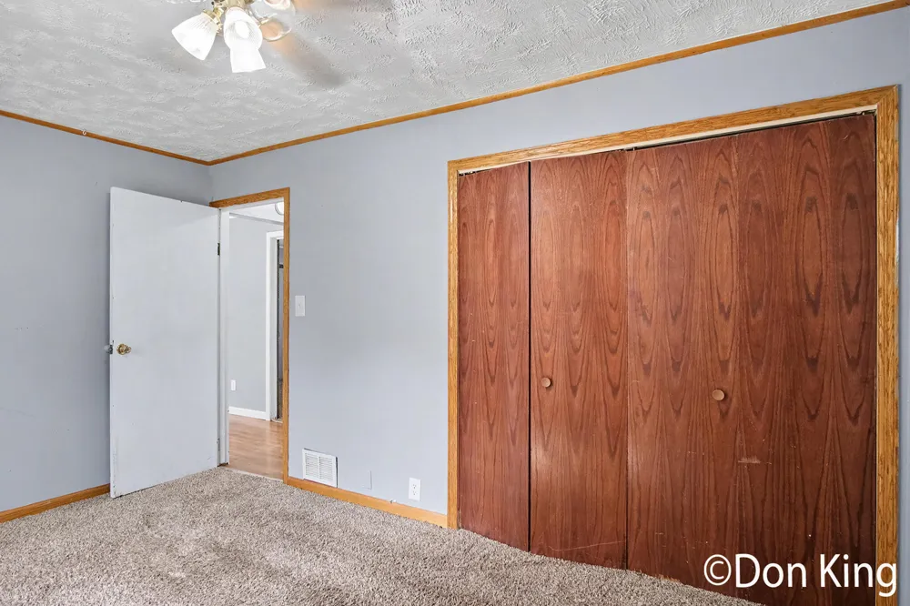 3717 Ivy Drive NE Grand Rapids, MI 49525