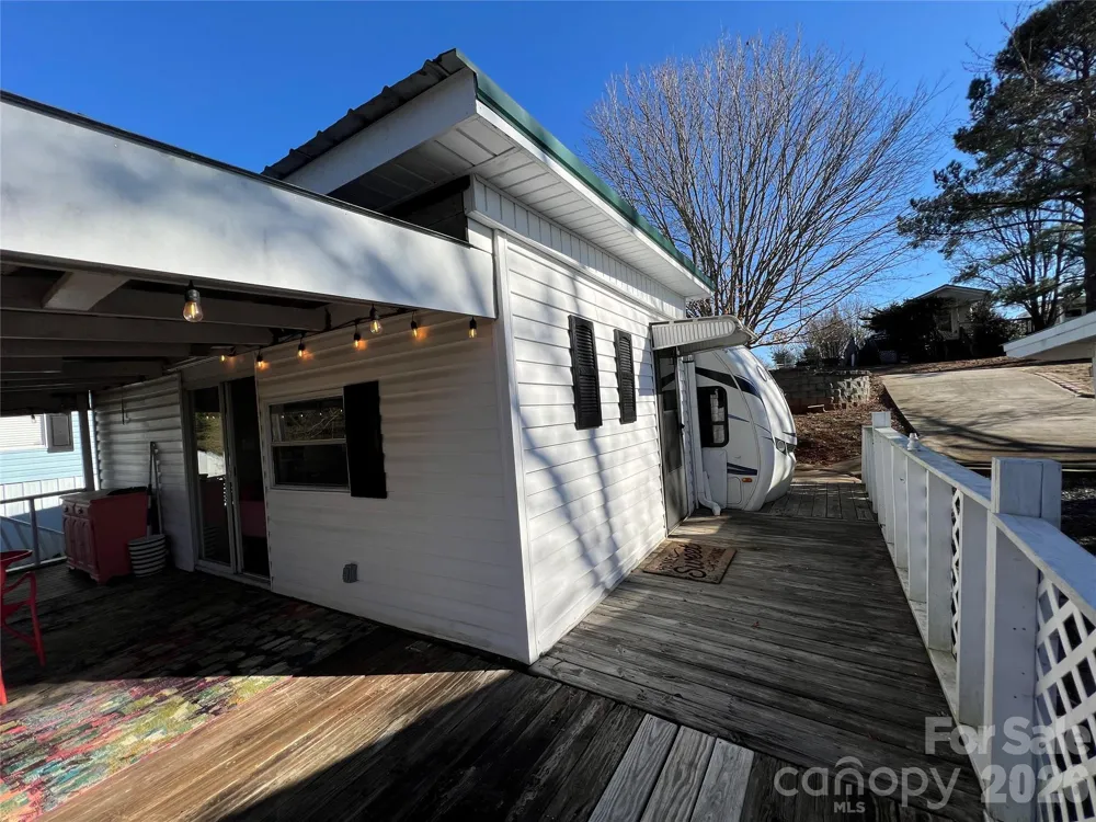 322 Mount View Lane New London, NC 28127