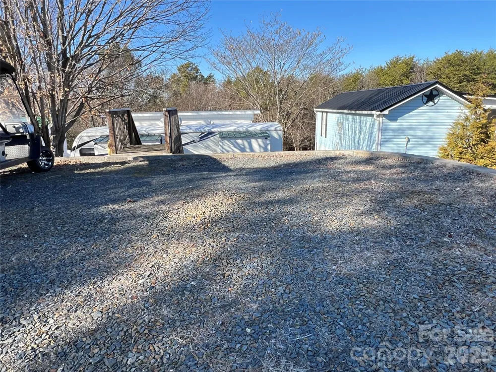 322 Mount View Lane New London, NC 28127