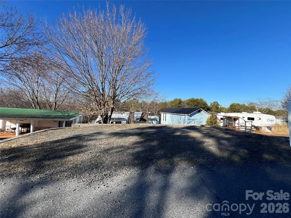 322 Mount View Lane New London, NC 28127