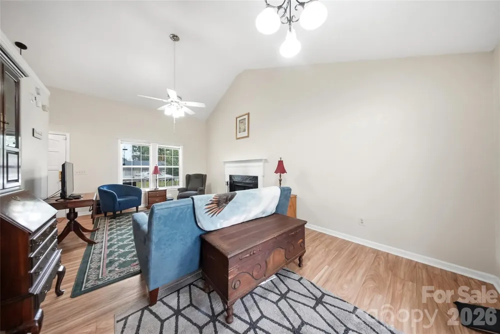 100 Donar Drive Columbia, SC 29229