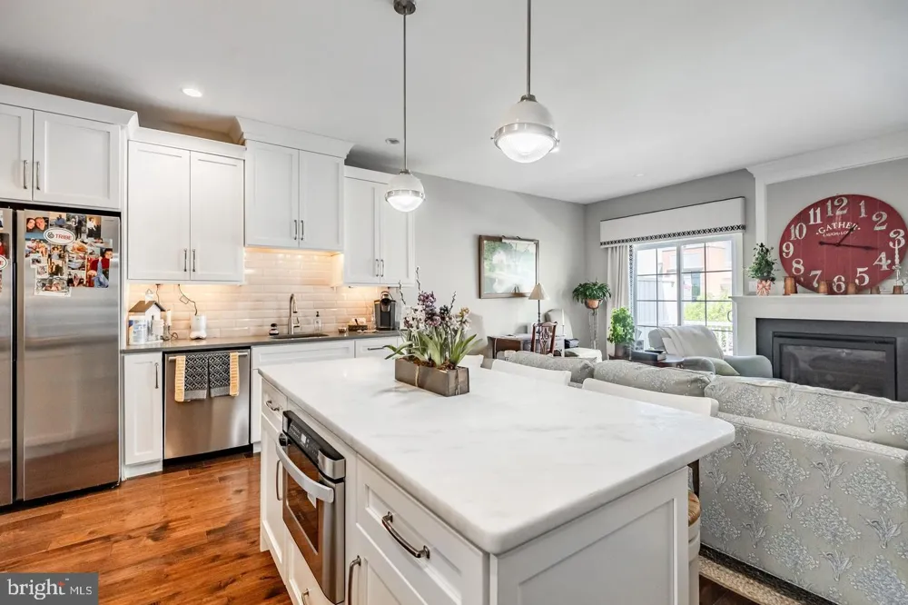 23 CENTRAL AVENUE Berwyn, PA 19312