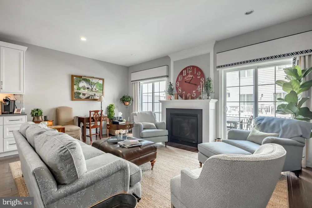 23 CENTRAL AVENUE Berwyn, PA 19312