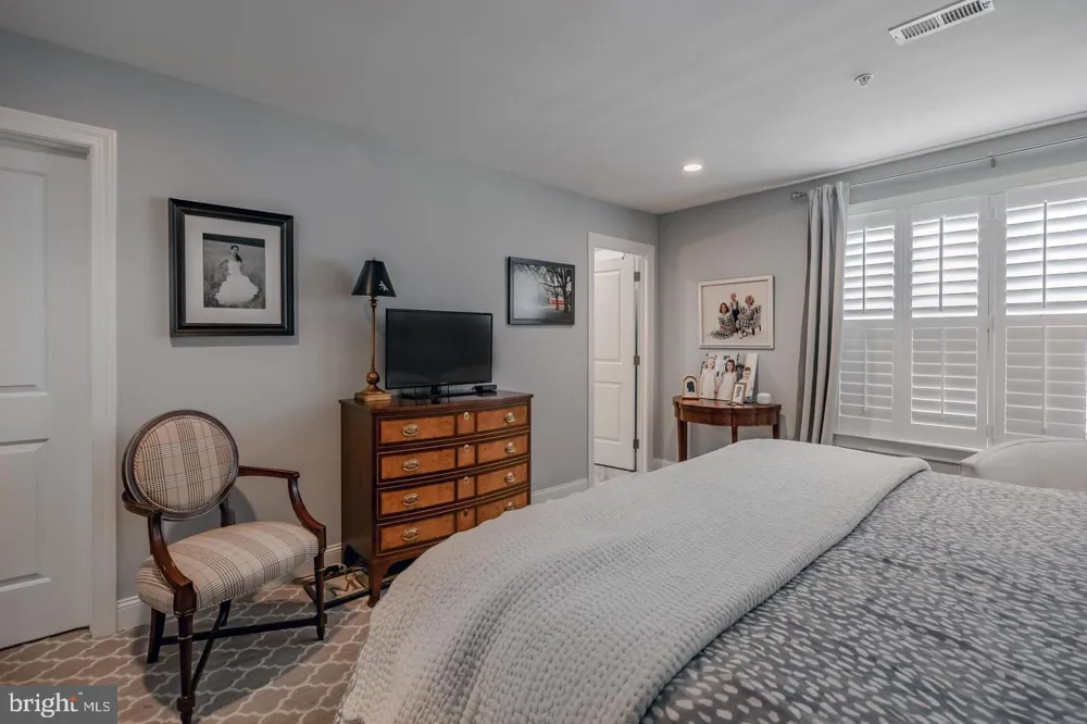 23 CENTRAL AVENUE Berwyn, PA 19312