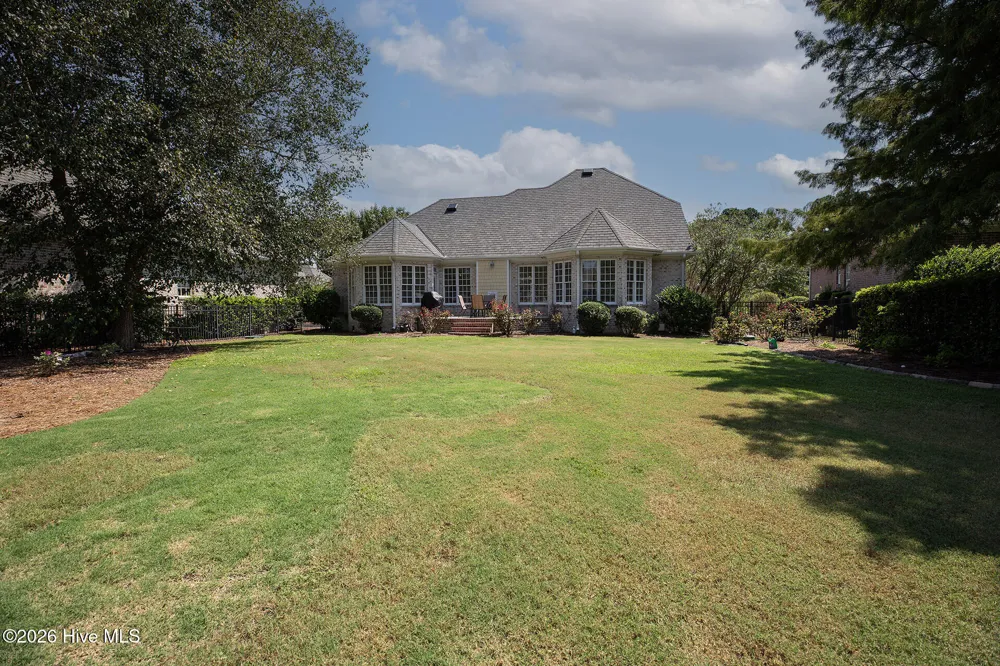 2109 Bay Colony Lane Wilmington, NC 28405