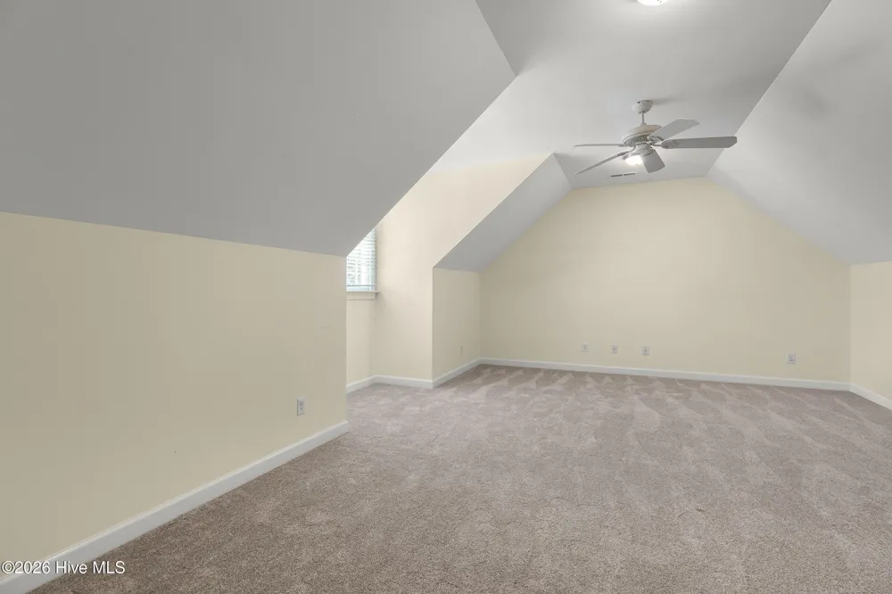 2109 Bay Colony Lane Wilmington, NC 28405
