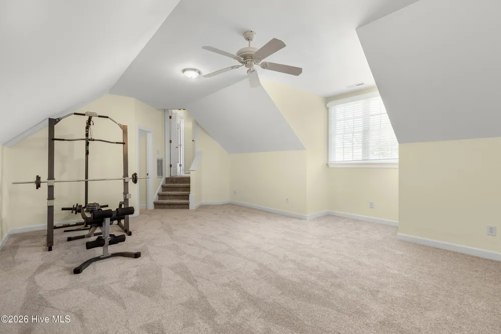 2109 Bay Colony Lane Wilmington, NC 28405