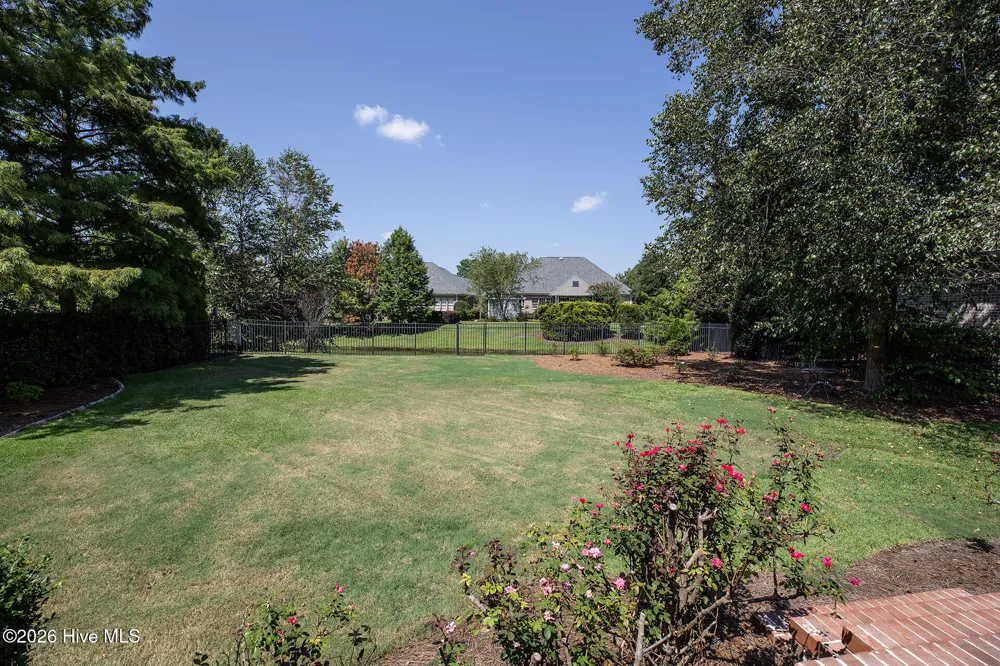 2109 Bay Colony Lane Wilmington, NC 28405