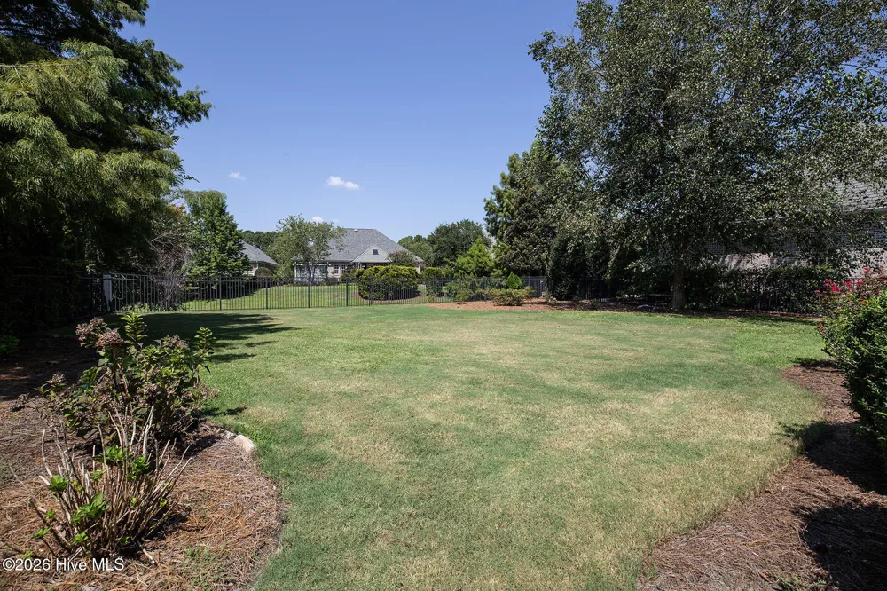 2109 Bay Colony Lane Wilmington, NC 28405